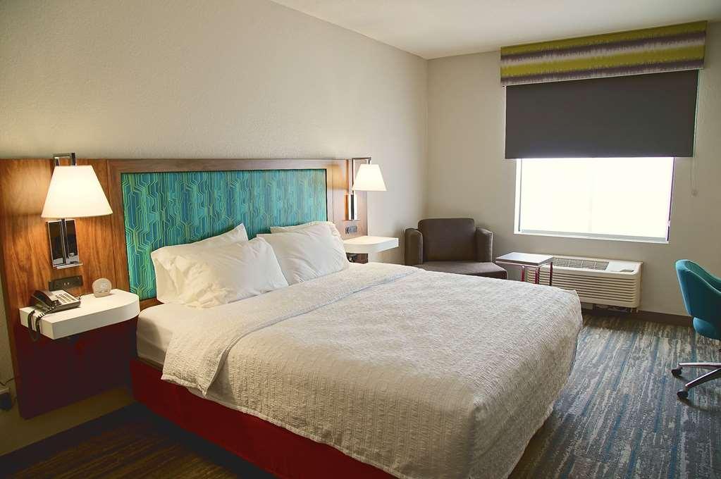 Hampton Inn & Suites Cathedral City Oda fotoğraf