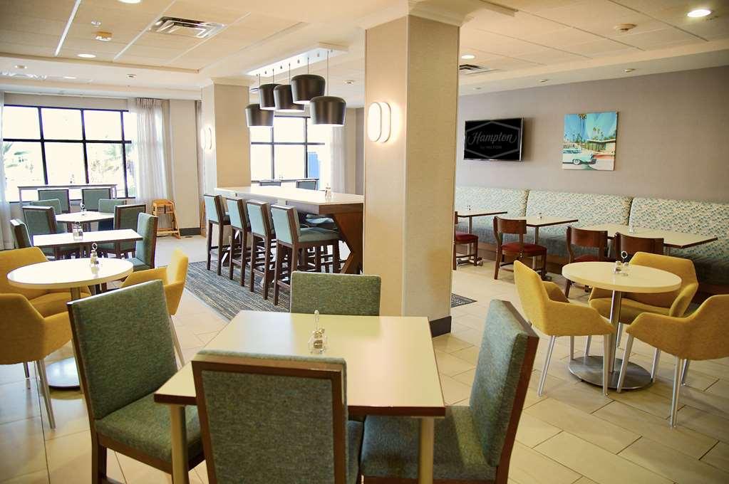 Hampton Inn & Suites Cathedral City Dış mekan fotoğraf